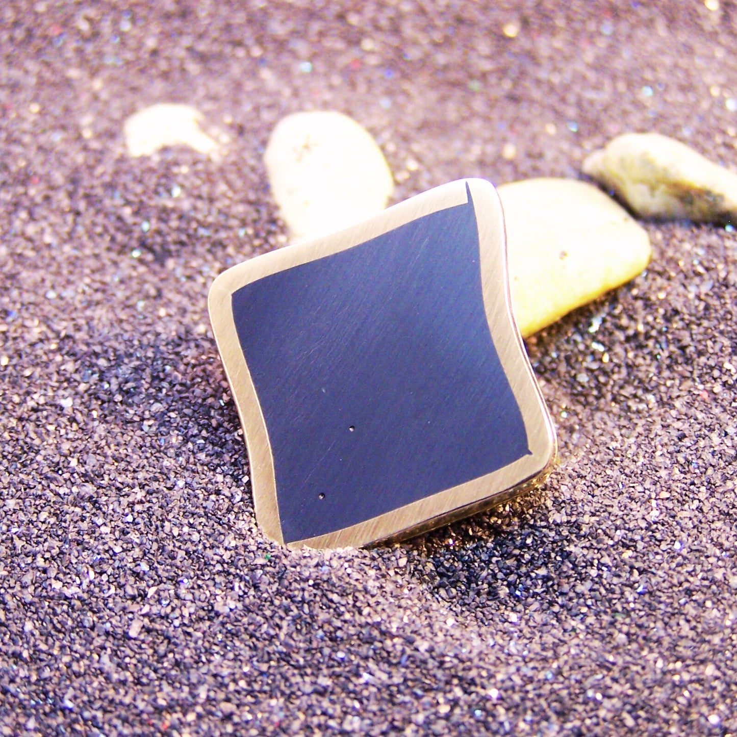 Losange. Bague.