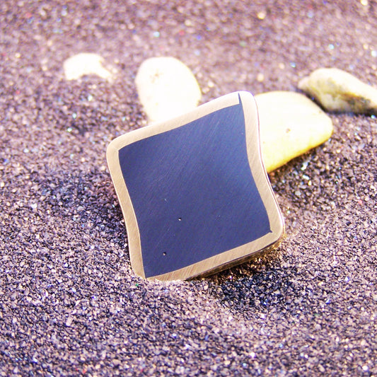 Losange. Bague.